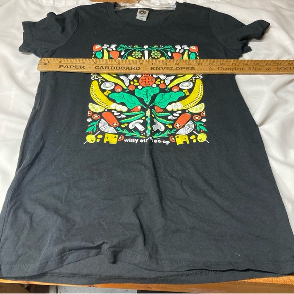 Willy Street Co-Op Madison Wisconsin Grocery Sz L Vegetable Organic T Shirt Tee - Picture 11 of 13
